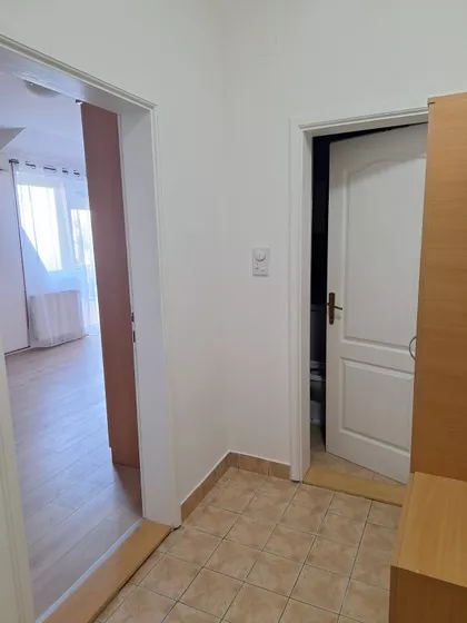 Kertvaroš | 4zida.rs