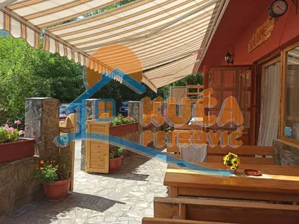 Vele polje | 4zida.rs