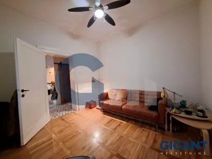 Komnen Barjaktara | 4zida.rs