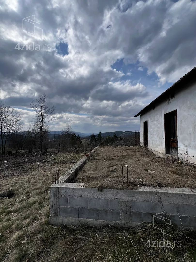 Građevinsko zemljište | 4zida