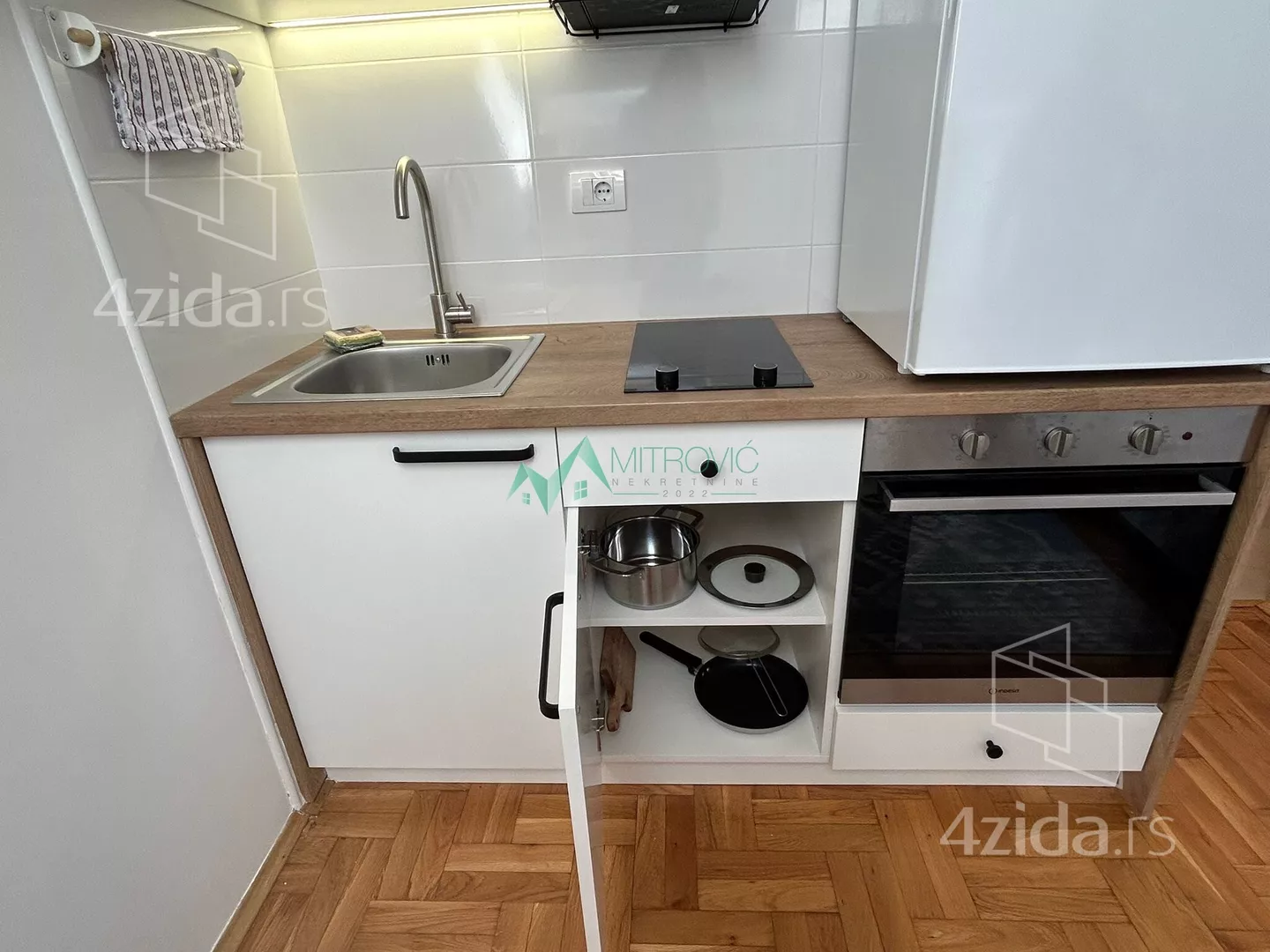 Garsonjera | 4zida