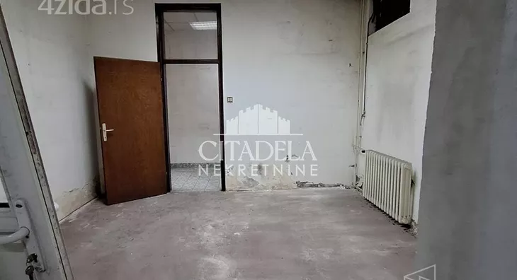 Lokal | 4zida