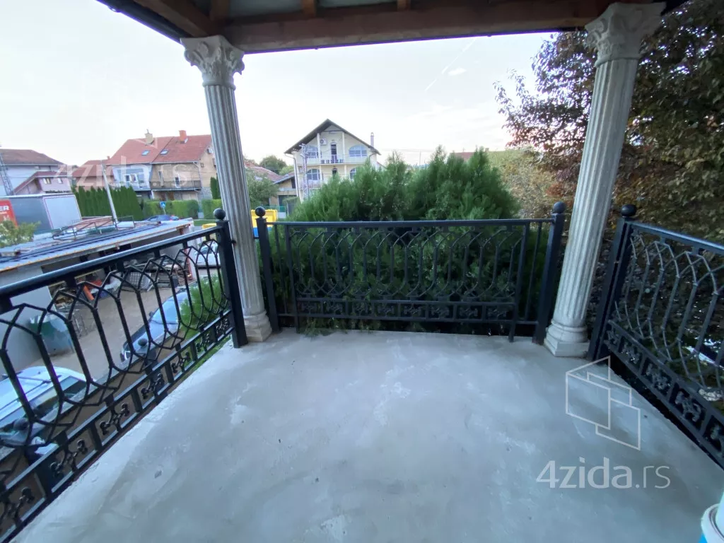 Kuća | 4zida