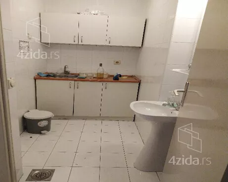 Kancelarija | 4zida