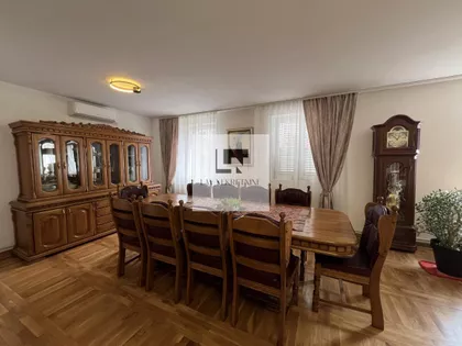 Železnik | 4zida.rs