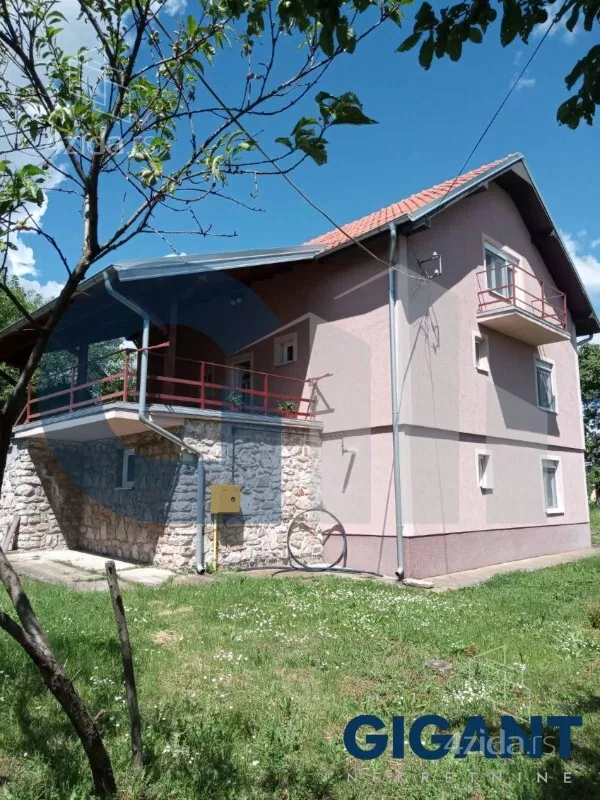 3-etažna kuća | 4zida