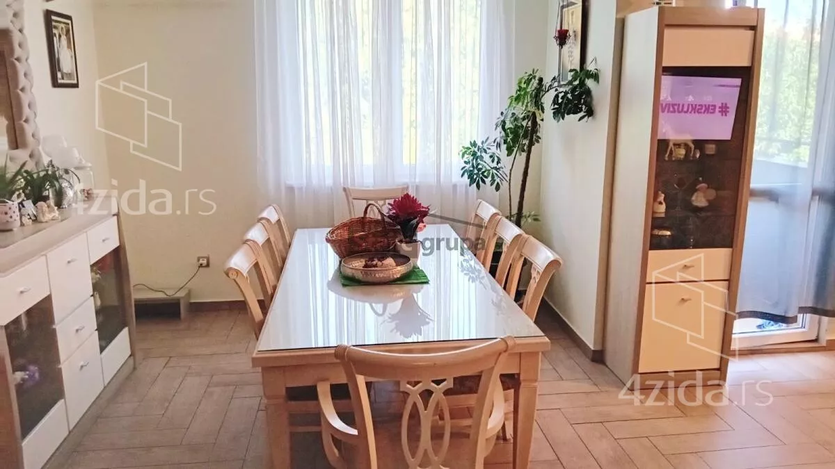 Četvorosoban stan | 4zida