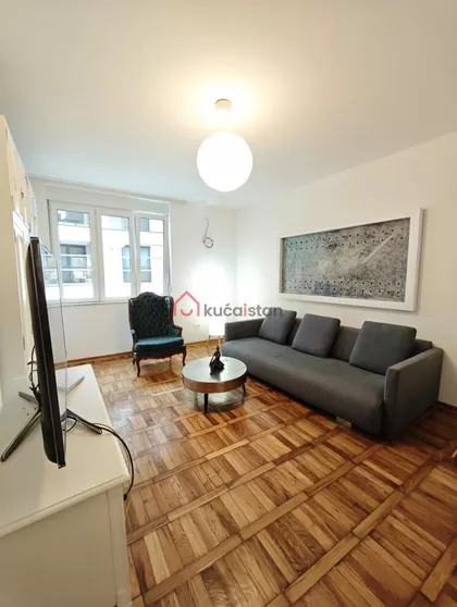 Kalenić pijaca | 4zida.rs