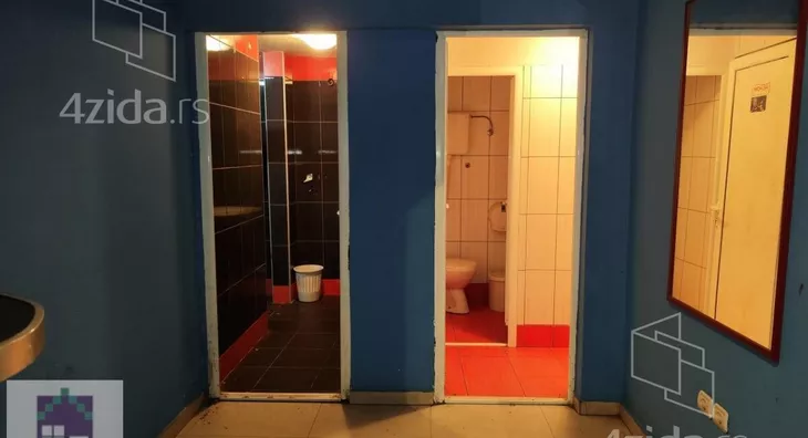 Poslovni prostor | 4zida