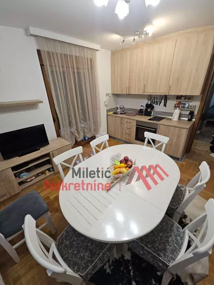 Gradske lokacije | 4zida.rs