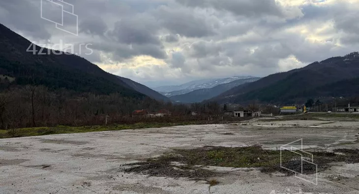 Građevinsko zemljište | 4zida