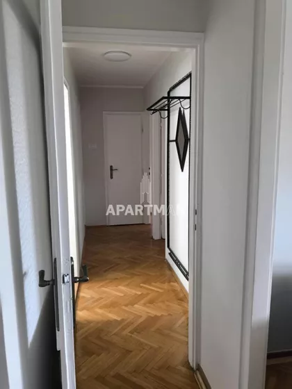 Pariske komune | 4zida.rs