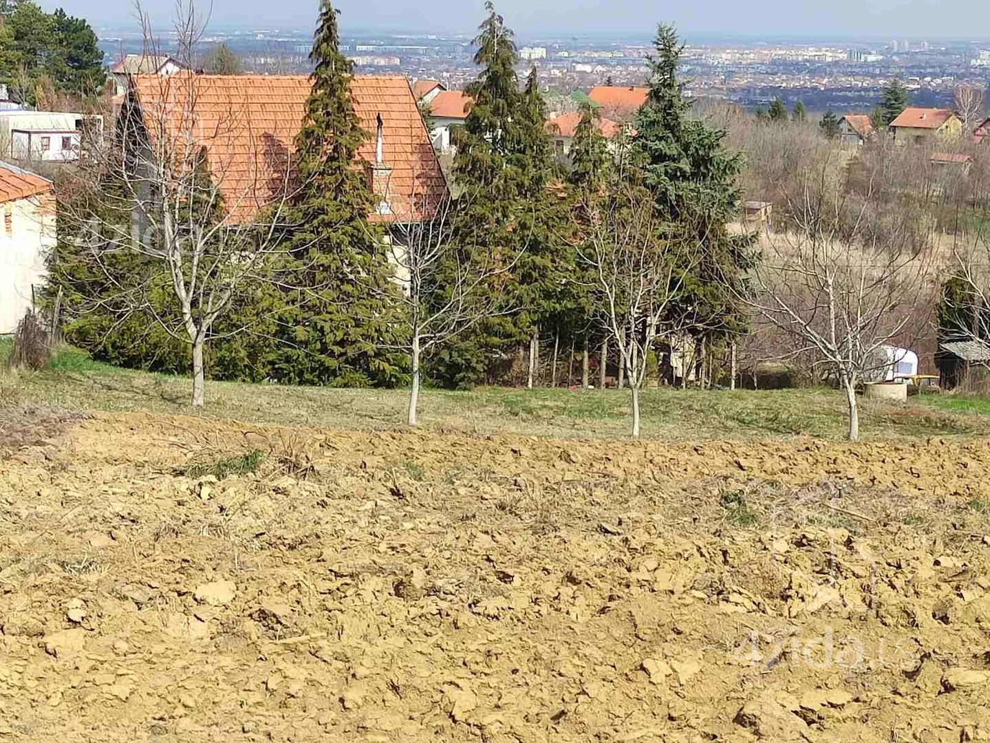 Poljoprivredno zemljište | 4zida