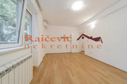 Vlade Ilica | 4zida.rs