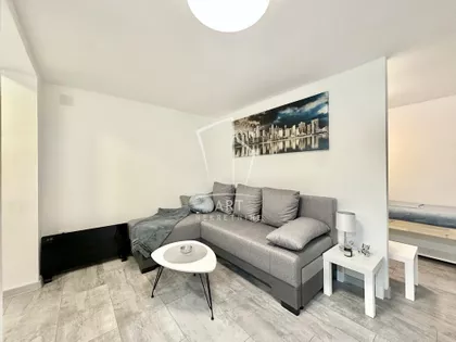 Nemanjina | 4zida.rs