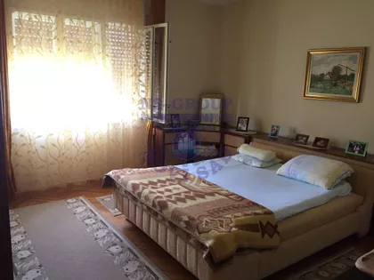 Sremska Kamenica | 4zida.rs