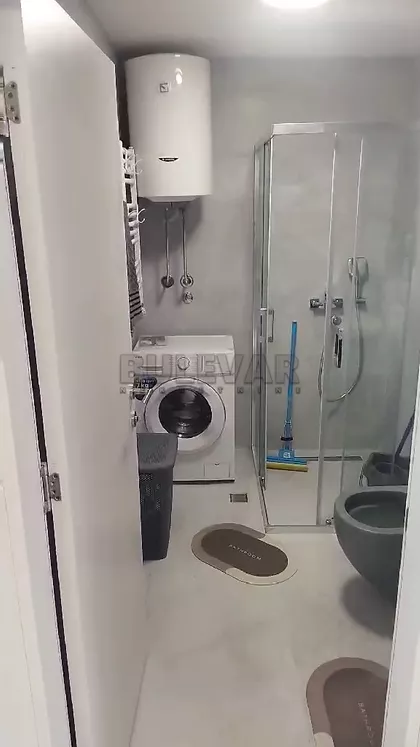 Cara Dušana | 4zida.rs