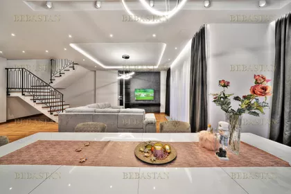 Baba-Višnjina | 4zida.rs