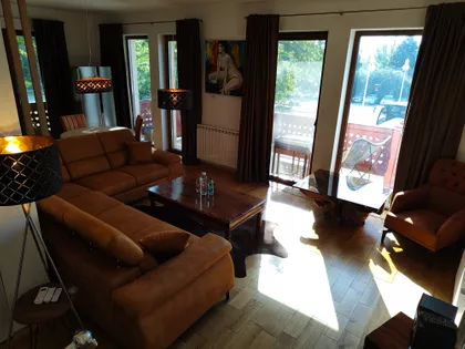 Jezerska 6 | 4zida.rs