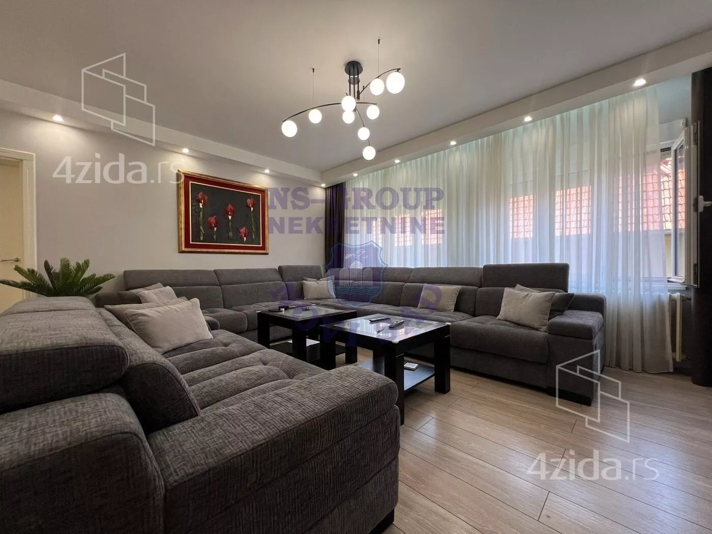 Četvorosoban stan | 4zida