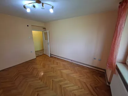 Teslino Naselje | 4zida.rs