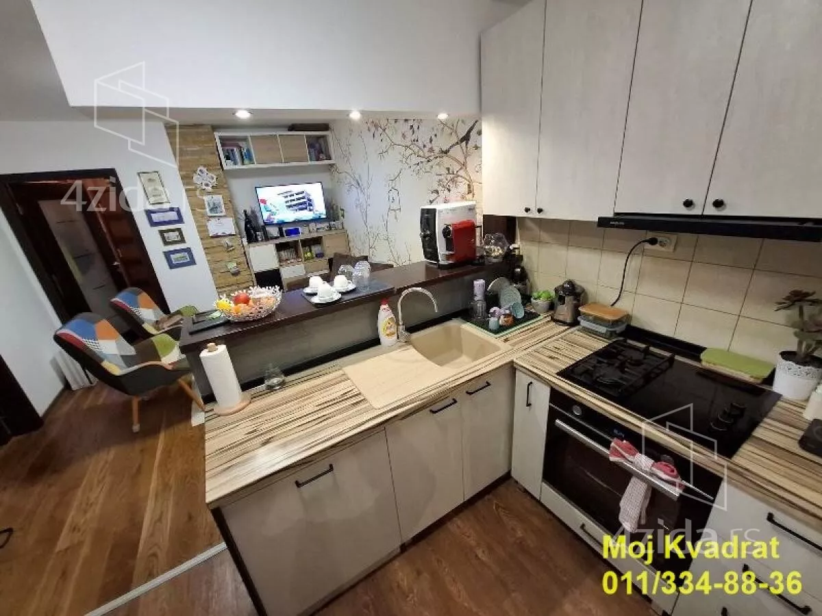 Jednoiposoban stan | 4zida