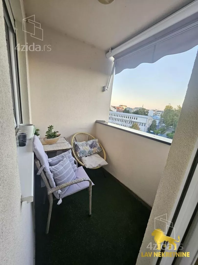 Troiposoban stan | 4zida