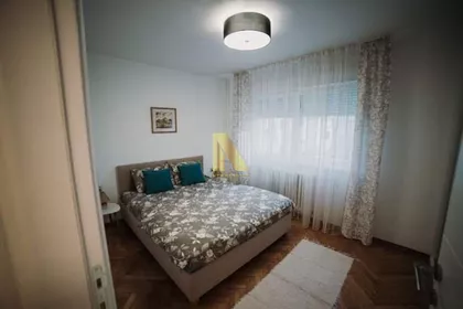 Novi Sad - Centar | 4zida.rs