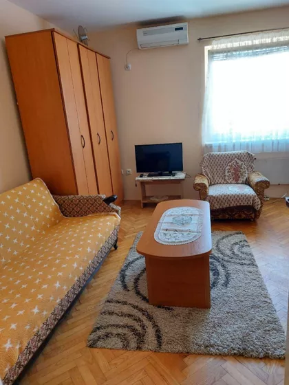Vatroslava Lisinskog 26 | 4zida.rs