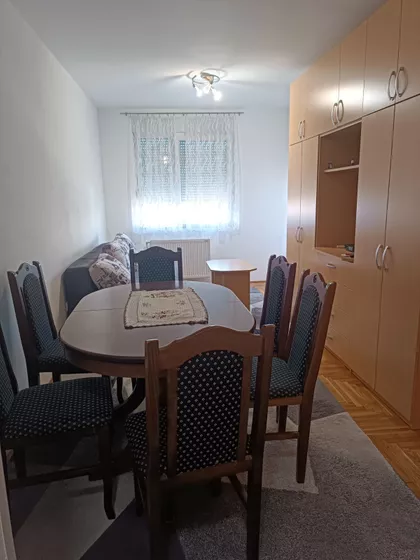 Hadži Ruvimova | 4zida.rs