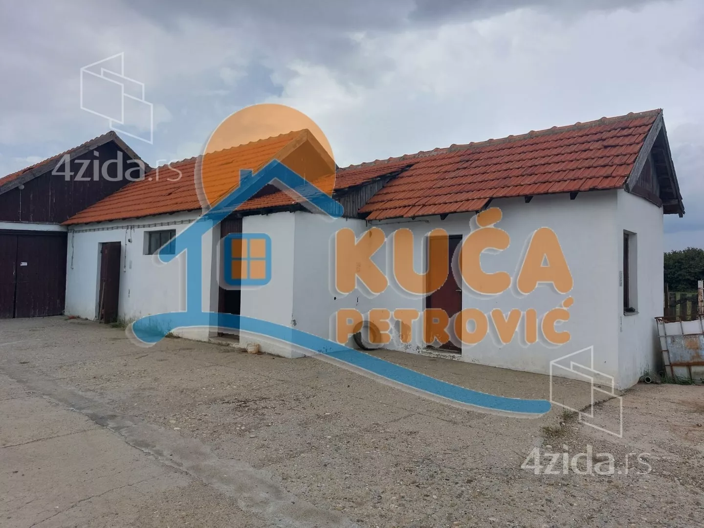 Lokal | 4zida