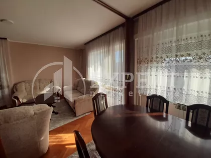 Prvomajska | 4zida.rs