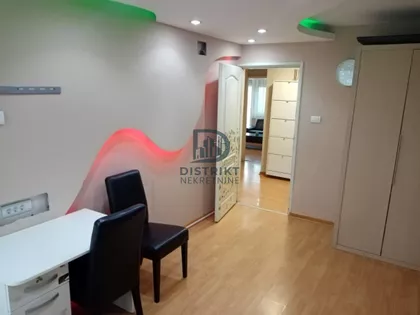 Dom Zdravlja | 4zida.rs