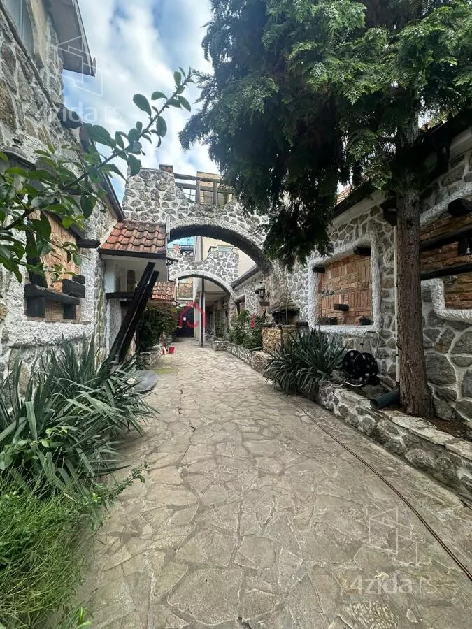 Kuća | 4zida