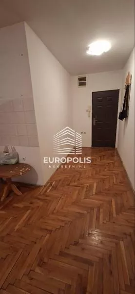 Crveno Barjače | 4zida.rs