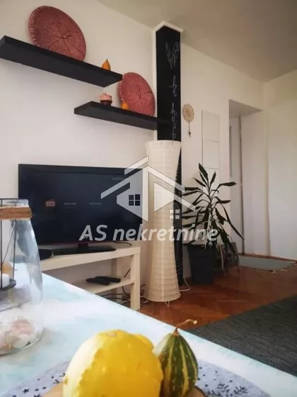 Skupština | 4zida.rs