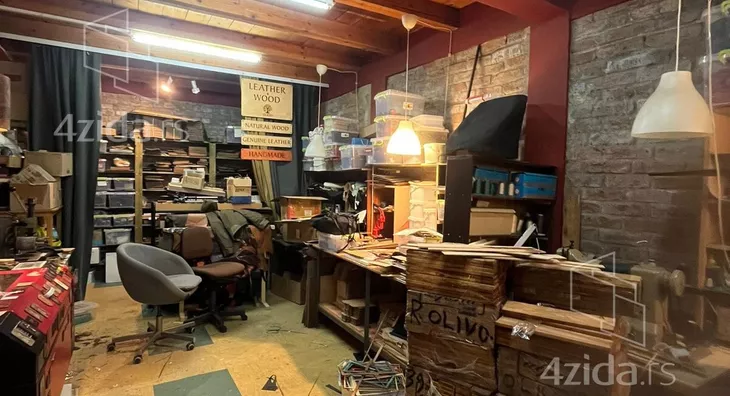 Poslovni prostor | 4zida