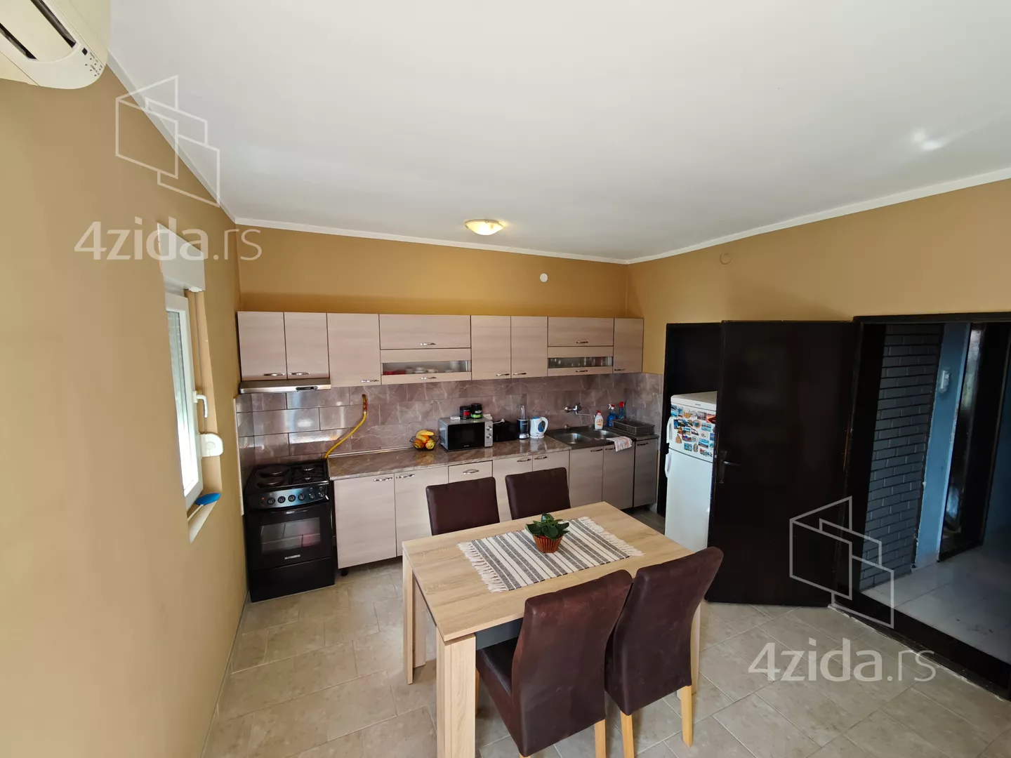 3-etažna kuća | 4zida