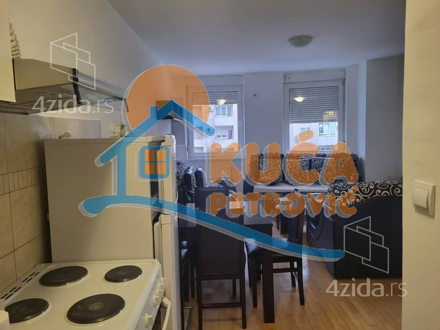 Jednoiposoban stan | 4zida