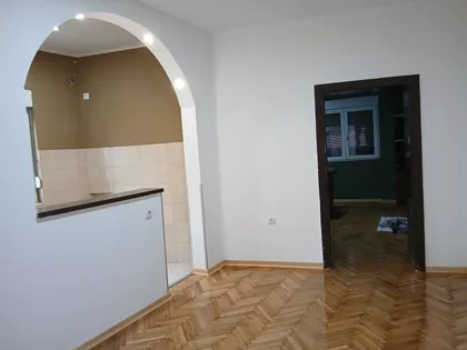 Prvomajska | 4zida.rs