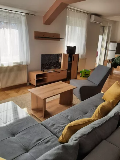 Bulevar Oslobođenja | 4zida.rs
