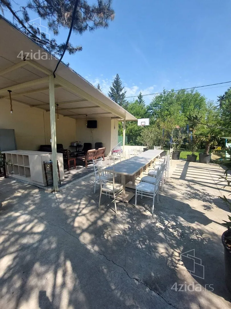 5-etažna kuća | 4zida