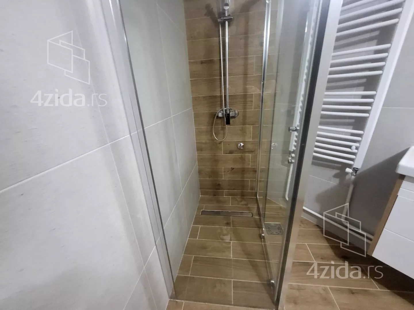Garsonjera | 4zida