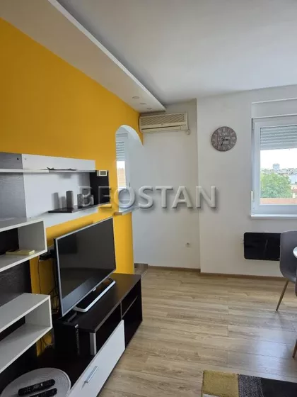 Magistratski Trg | 4zida.rs