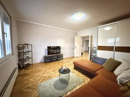 Ustanička | 4zida.rs