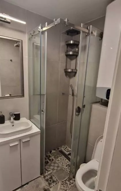 Crveni Krst Vračar | 4zida.rs