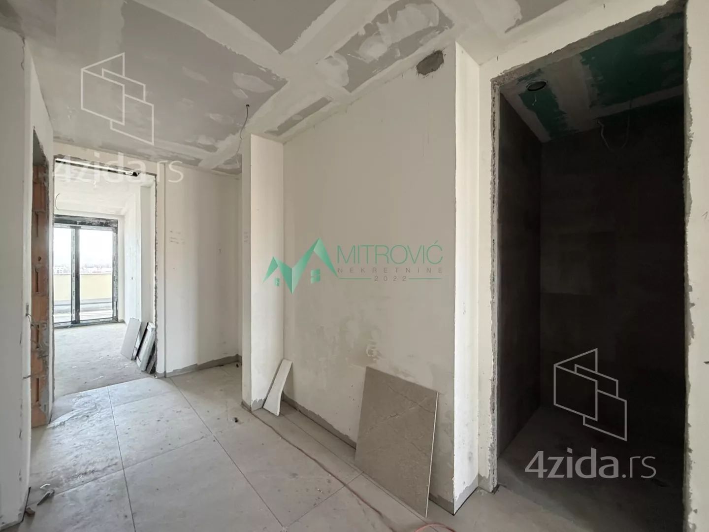 Petosoban stan | 4zida