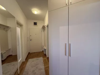 Nedeljka Gvozdenovića | 4zida.rs