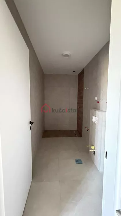 Sremska Kamenica | 4zida.rs