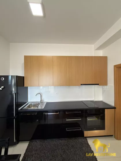 VARDARSKA | 4zida.rs